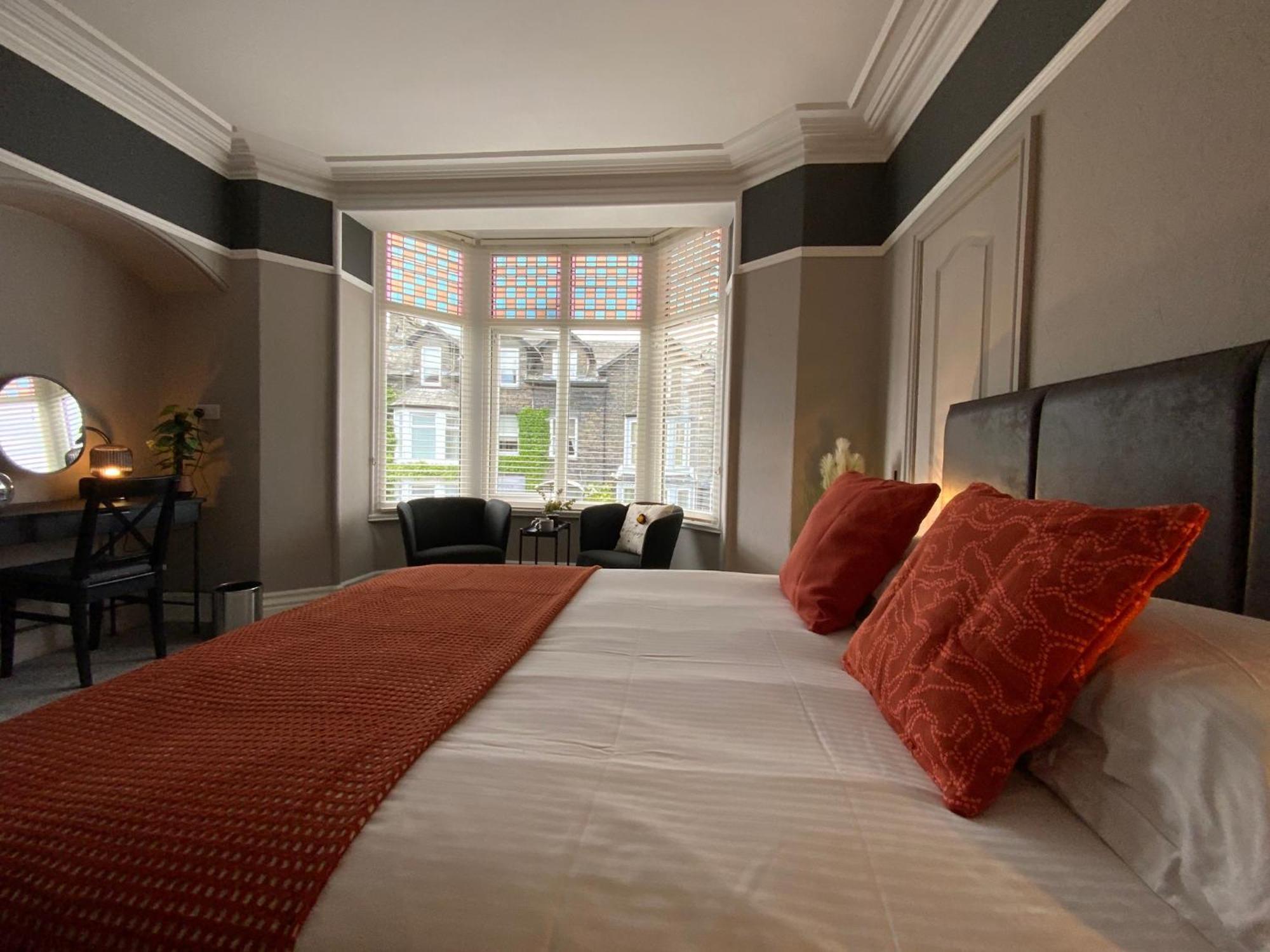 3 Cambridge Ambleside